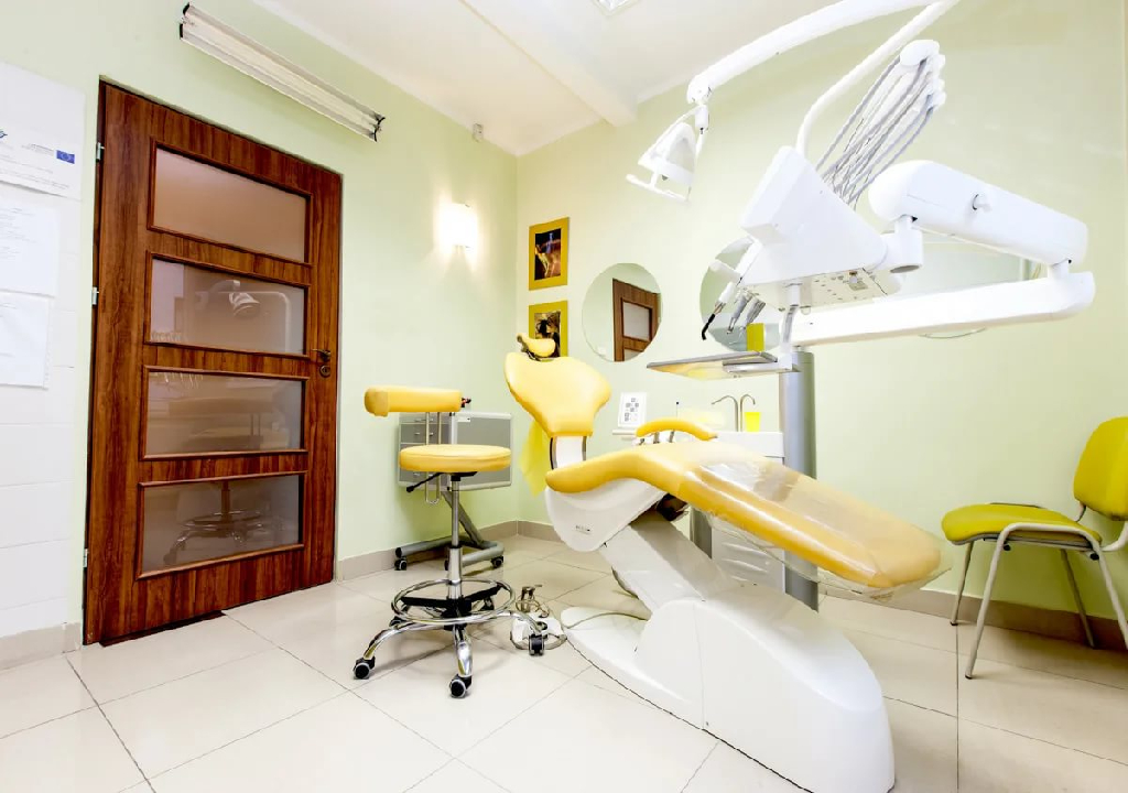 ديكور عيادة اسنان